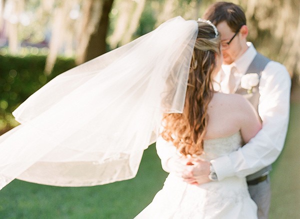 romantic-vintage-themed-wedding