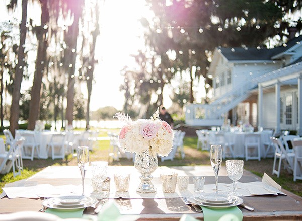 romantic-vintage-themed-wedding