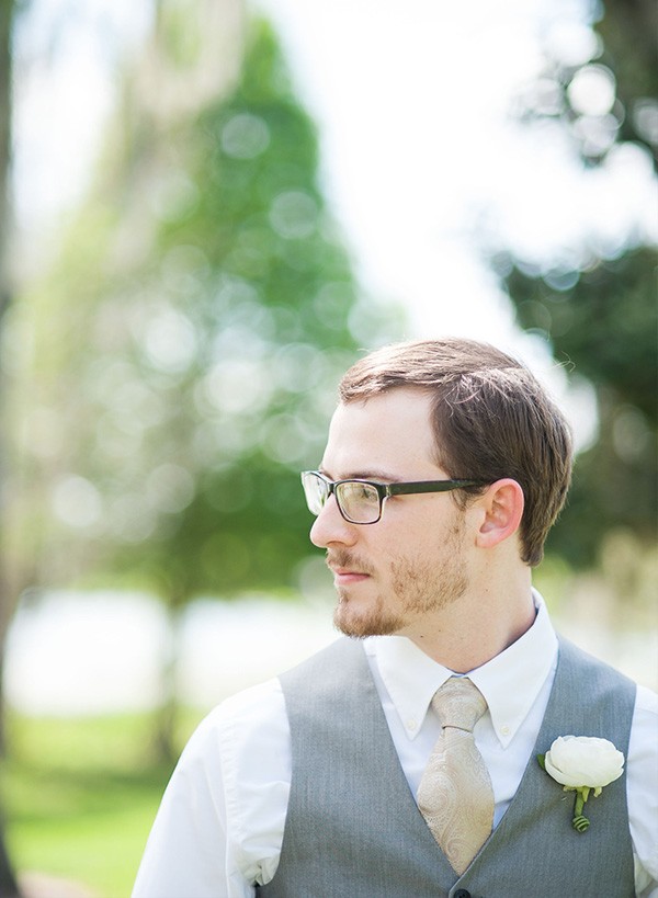 romantic-vintage-themed-wedding