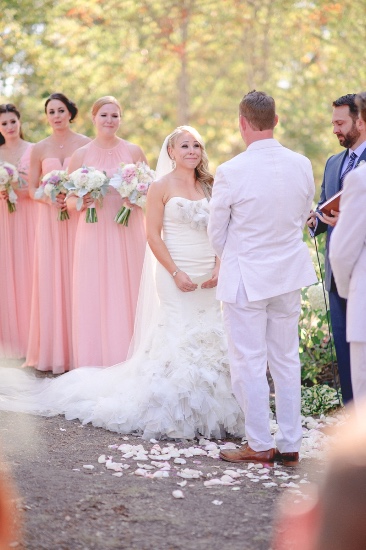 ruffles-and-roses-wedding