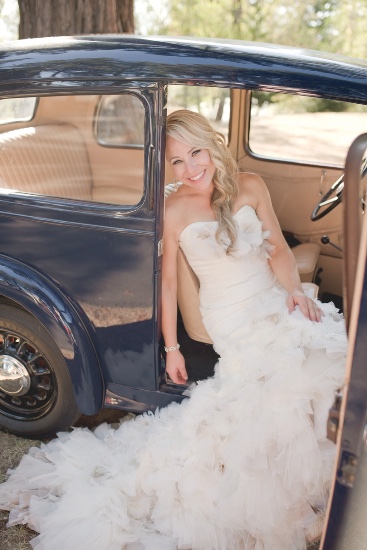 ruffles-and-roses-wedding