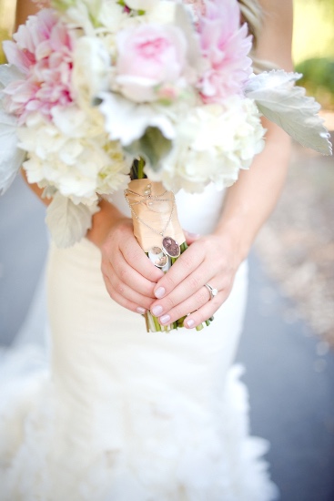 ruffles-and-roses-wedding