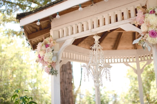 ruffles-and-roses-wedding