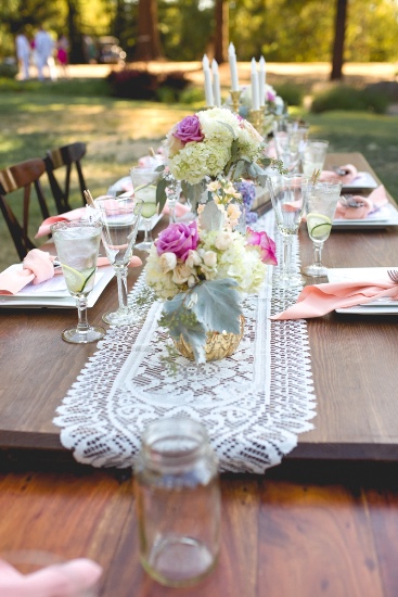 ruffles-and-roses-wedding