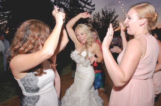 ruffles-and-roses-wedding