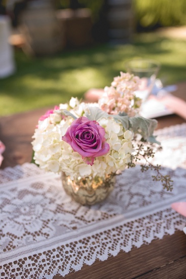 ruffles-and-roses-wedding