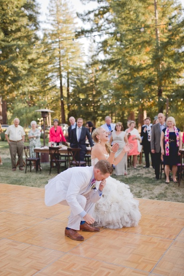 ruffles-and-roses-wedding