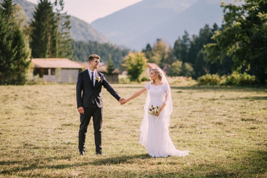 rustic-chic-wedding-in-slovenia