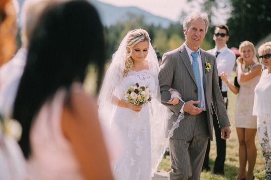 rustic-chic-wedding-in-slovenia