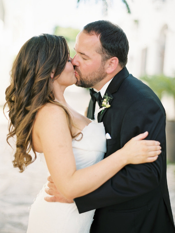 soft-feminine-blush-wedding