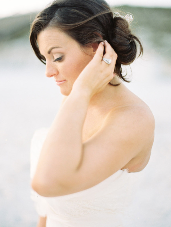 soft-feminine-blush-wedding