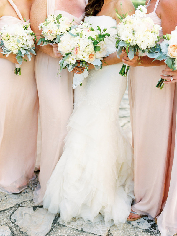 soft-feminine-blush-wedding