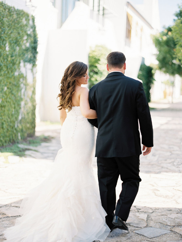 soft-feminine-blush-wedding