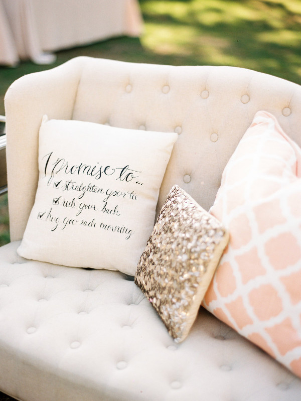 soft-feminine-blush-wedding