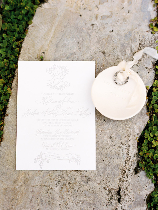 soft-feminine-blush-wedding