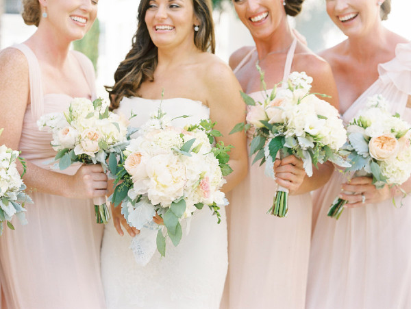 soft-feminine-blush-wedding