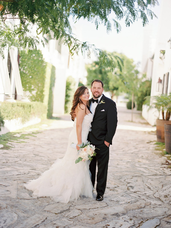 soft-feminine-blush-wedding