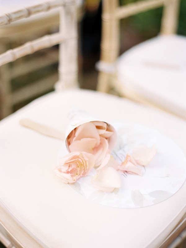 soft-feminine-blush-wedding