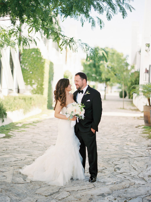 soft-feminine-blush-wedding