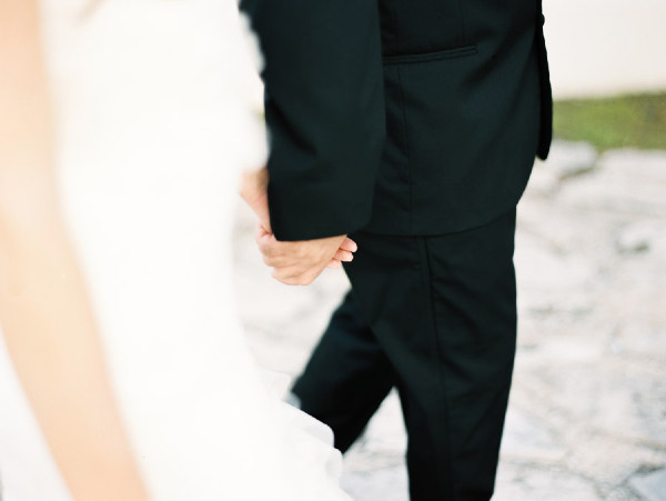 soft-feminine-blush-wedding