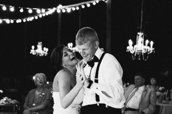 soft-feminine-blush-wedding