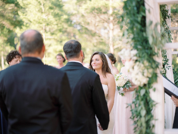 soft-feminine-blush-wedding