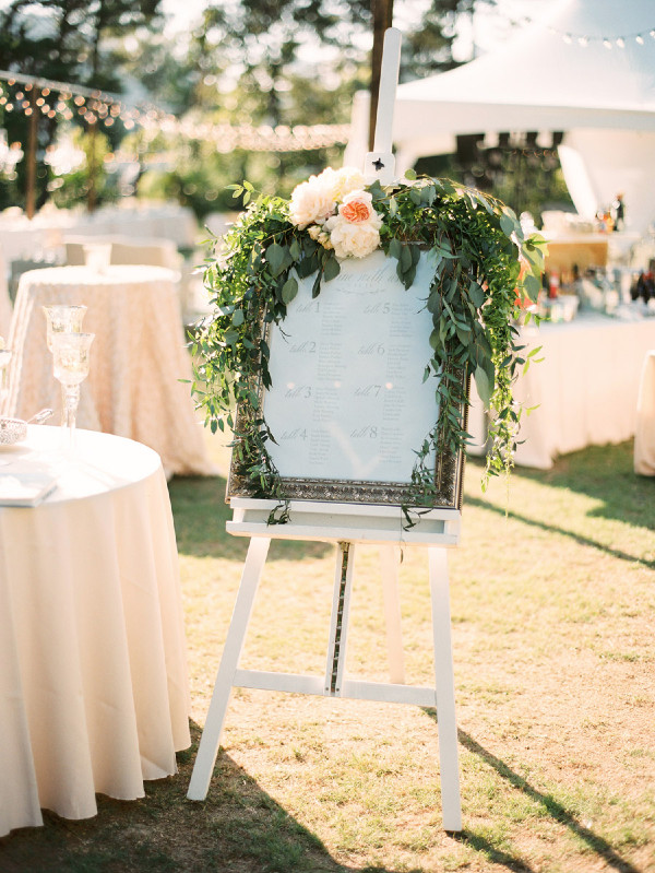 soft-feminine-blush-wedding