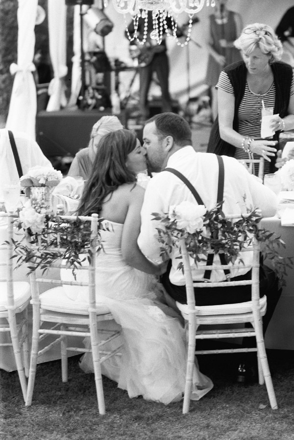 soft-feminine-blush-wedding