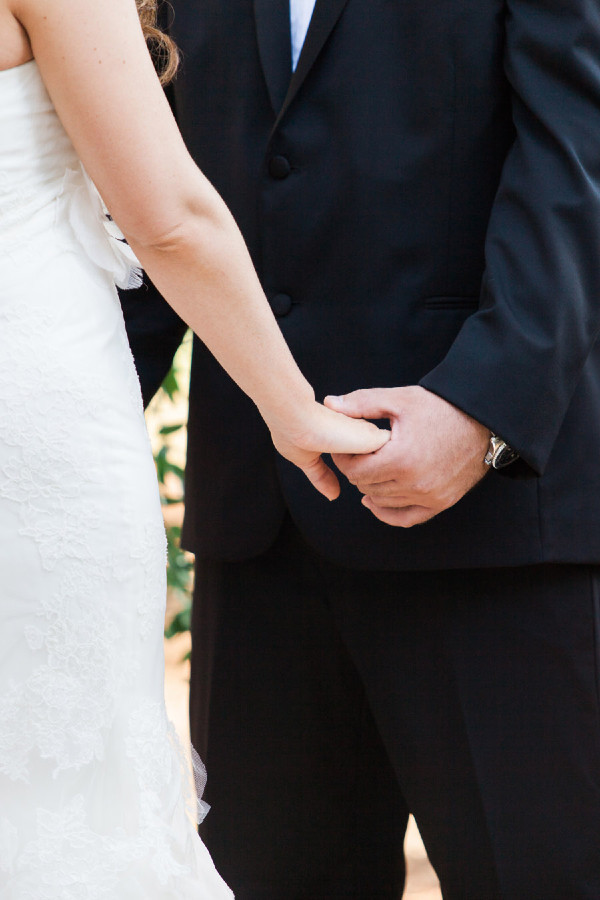 soft-feminine-blush-wedding