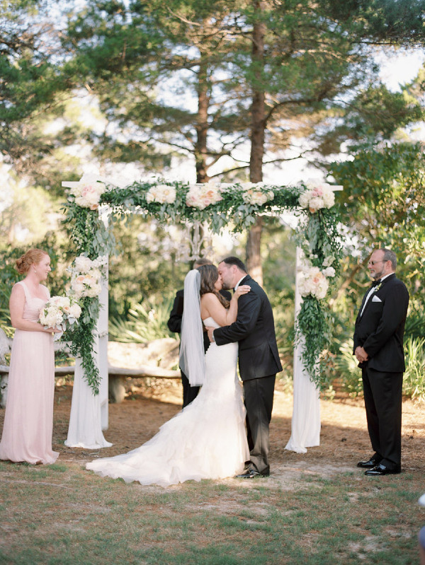 soft-feminine-blush-wedding