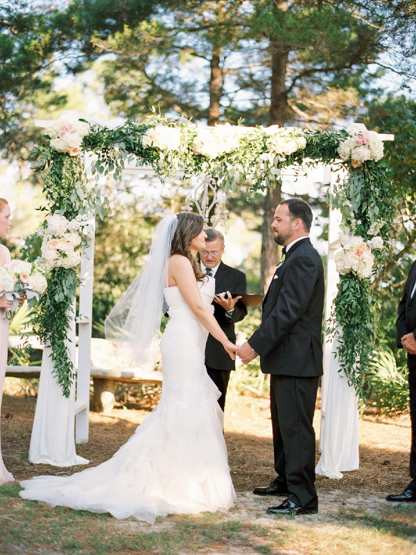 soft-feminine-blush-wedding