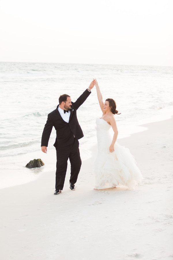 soft-feminine-blush-wedding