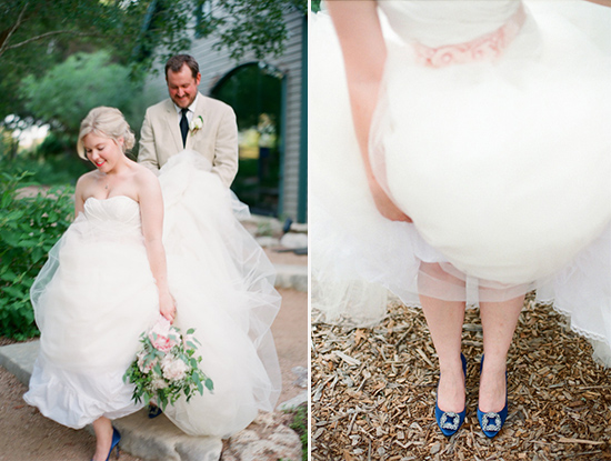 blue wedding shoes @weddingchicks