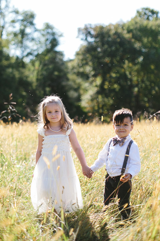 adorable flower girl and ring bearer @weddingchicks