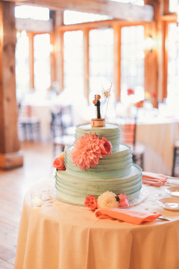 warm-new-england-wedding