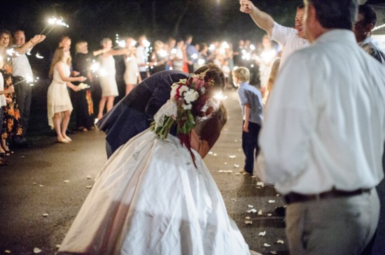 wedding-overflowing-with-florals