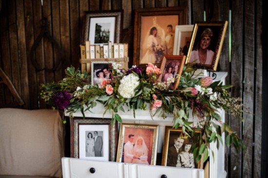 wedding-overflowing-with-florals