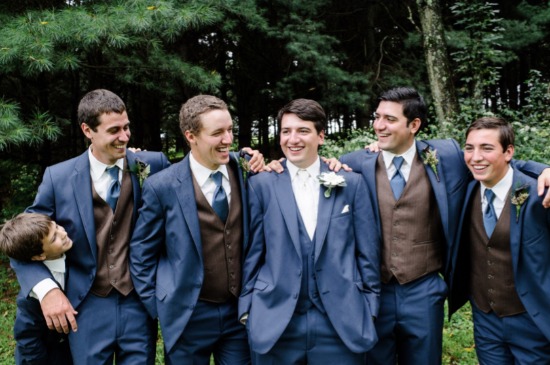 wedding-overflowing-with-florals