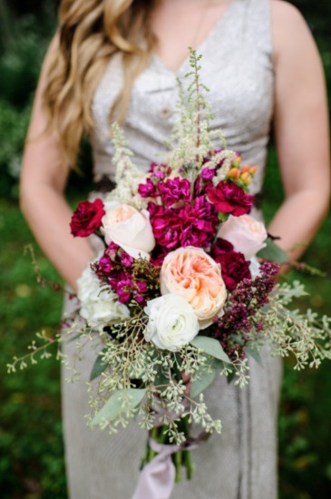 wedding-overflowing-with-florals