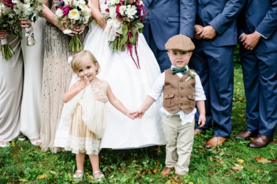 wedding-overflowing-with-florals