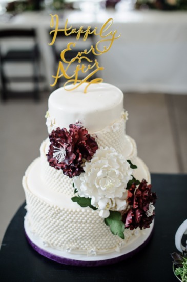wedding-overflowing-with-florals