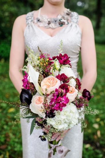wedding-overflowing-with-florals