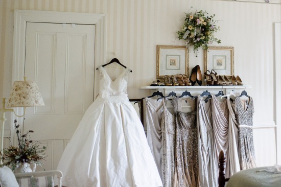 wedding-overflowing-with-florals