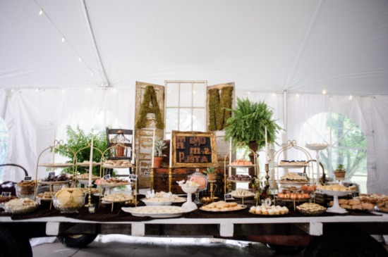 wedding-overflowing-with-florals