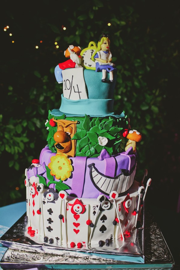 alice-goes-to-disneyland-wedding