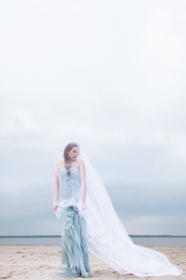 blue-beach-destination-wedding