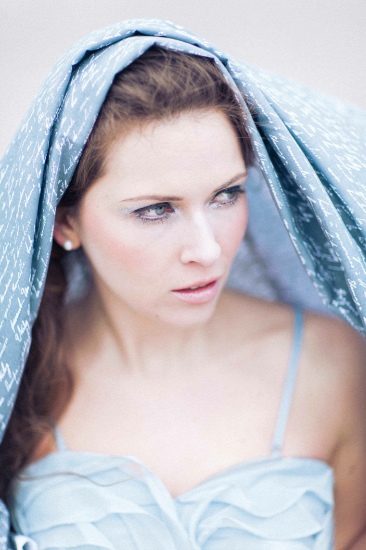 blue-beach-destination-wedding