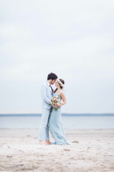 blue-beach-destination-wedding