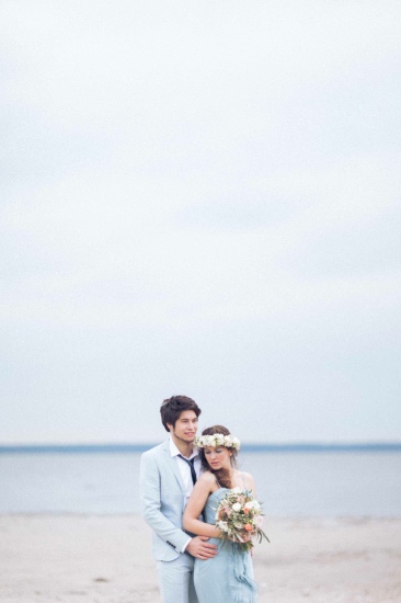 blue-beach-destination-wedding
