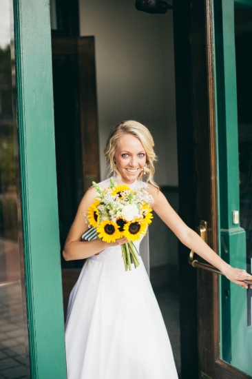 bright-bright-sunflower-wedding-day